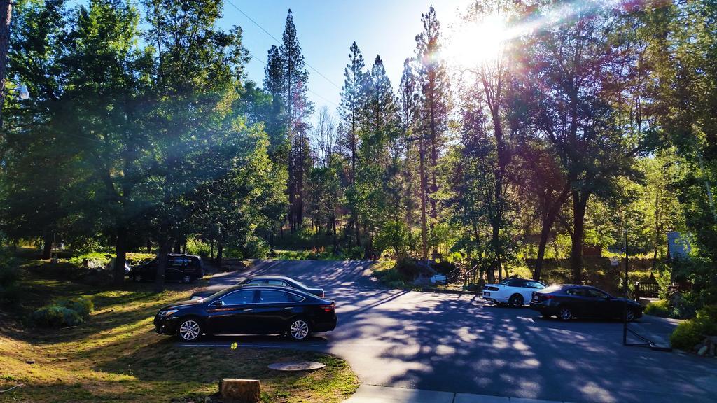 Yosemite Riverside Inn Groveland Exterior foto